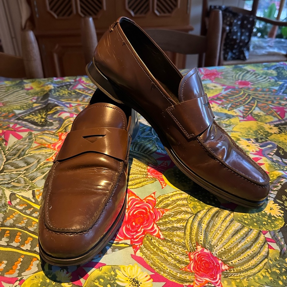 PRADA | Dark Brown Loafer | M12